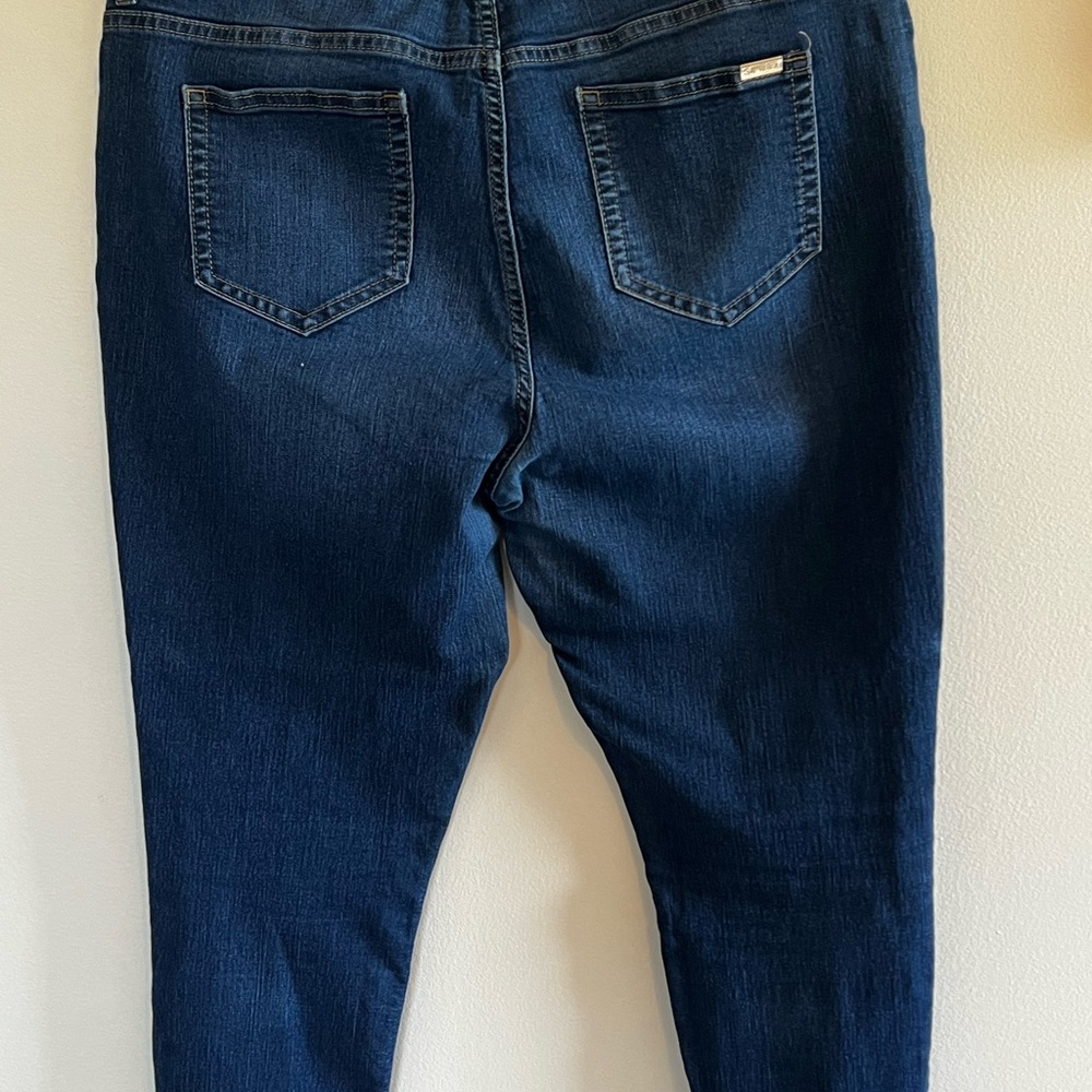 Women’s Jeans